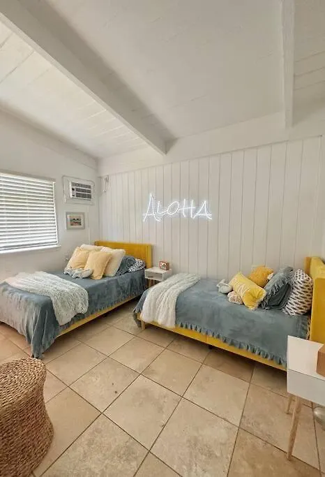 Moeʻuhane Kai Beach Front Home Hau'ula Stany Zjednoczone Ameryki